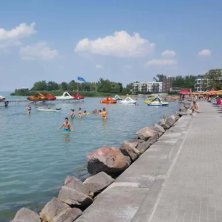Apartament Beachfront In Siofok-balaton 19751 *